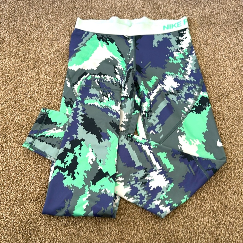 Green & Blue Nike Hyperwarm Leggings size M